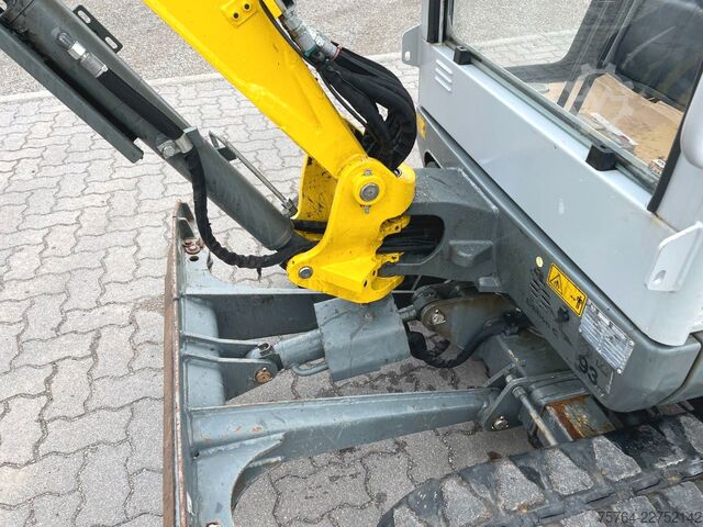 Mini bager NEUSON ET 18 / Schnellwechsler / Schaufel