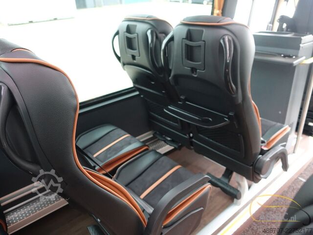 Reisebus IVECO Rosero First Busworld Edition 31 Sitze Euro 6