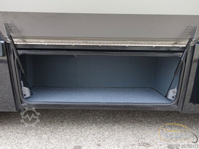 Reisebus IVECO Rosero First Busworld Edition 31 Sitze Euro 6