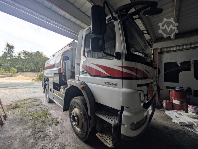 Camión cisterna Mercedes-Benz LKW Tankfahrzeug MB Atego