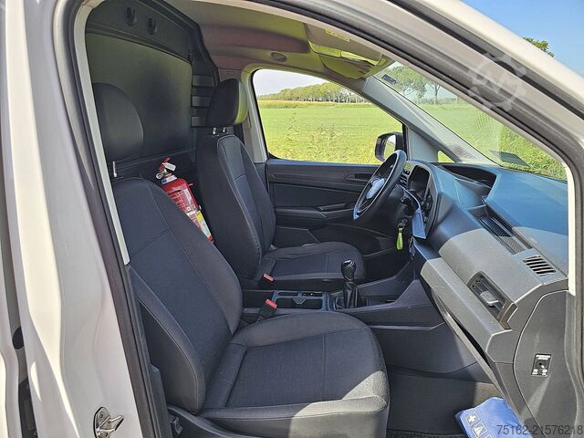 čemodāns VOLKSWAGEN CADDY 2.0 L1 102PK Euro6 AC!