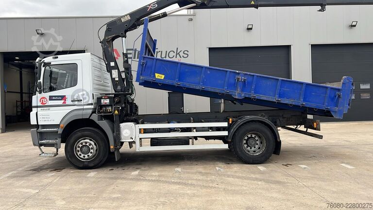 Kiper sa kranom Mercedes-Benz Axor 1828 (BELGIAN TRUCK / HIAB 122 E / MANUAL ...