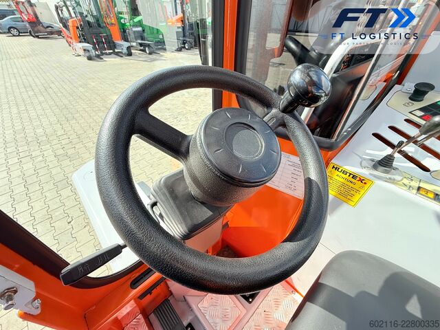 četvorosmerni viljuškar Hubtex DQ45-D TRIPLEX 5500 FORK POSITIONER