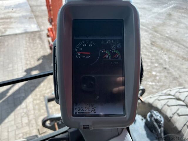 Mobiele graafmachine Hitachi ZX 140 W-5B