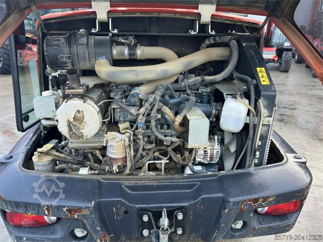 Nakladač Kubota R070 (6678)