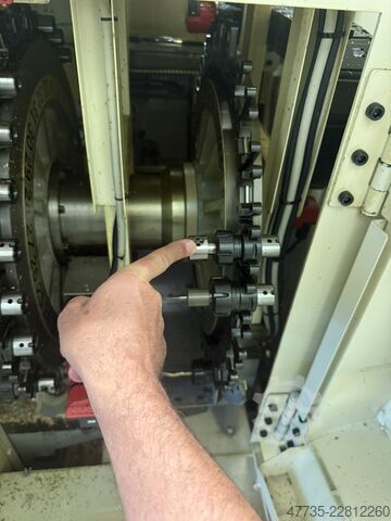 Torno de barras automático TSUGAMI TMU 1 (E)