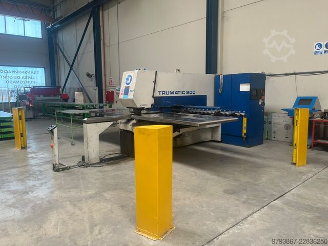 Stanzmaschine TRUMPF TruMatic 200 R