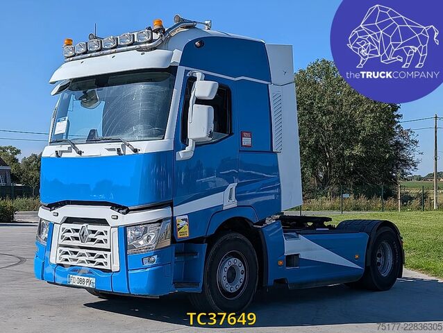 Standard-SZM Renault T 520