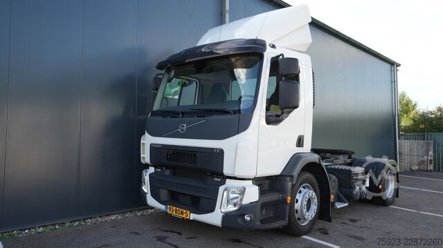 Standard-SZM Volvo FL260 DAYCABIN TERMINAL TRACTOR LIKE NEW 47.000KM!