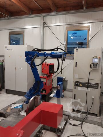 Kaynak robotu MOTOMAN - YASKAWA ROBOT WELING CELL WITH ROBOT WELDING