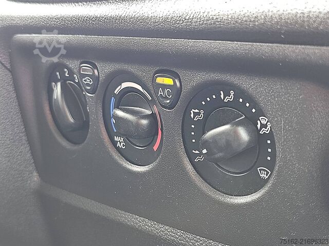 Matkalaukku FORD TRANSIT 2.0 Bakwagen Laadklep