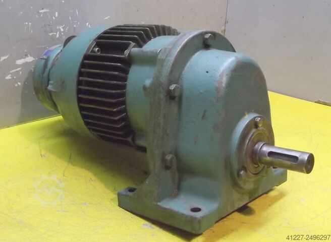 Dişli motor 0,55 kW 453 rpm BAUER D042E/85KV