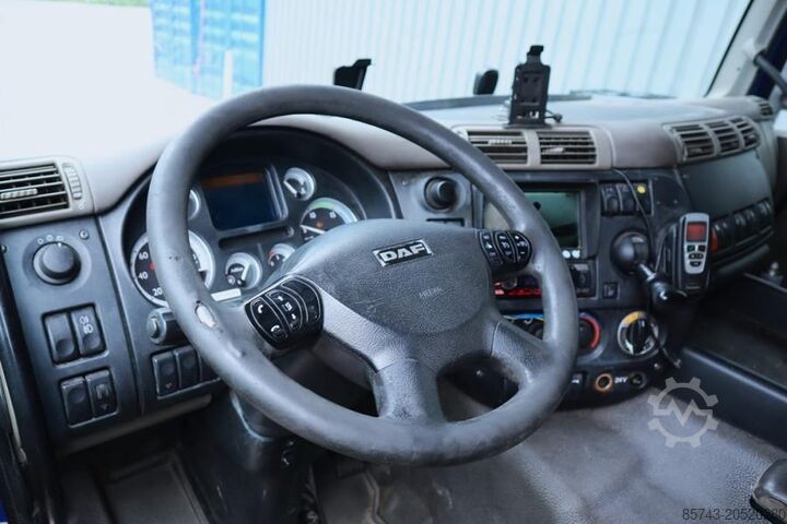 Kran för alla typer av terrängkörning DAF CF85 With HMF 85t/m Crane Dutch Registration, HMF