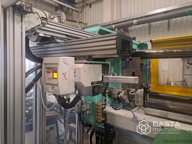 Arburg 630 S 2500 - 1300 з роботом Multilift H і B-Actise (2004 рік) Arburg 630 S 2500 - 1300 with robot Multilift H mit B-Actise