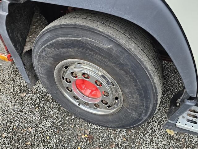 Pašizgāzējs Volvo FH16 550HP 6X4 Dreiseitenkipper