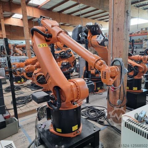 Robot Industrial Robot 