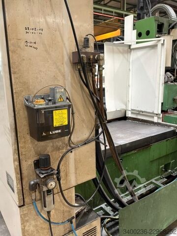 Mazak Mazak VTC-41L вертикальний обробний центр з ЧПУ Mazak Mazak VTC-41L