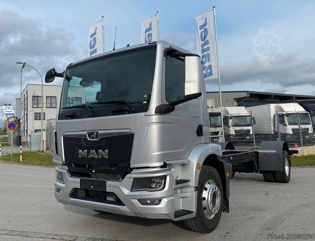 Специализиран камион MAN TGM 18.250 4x2 LL/FG/RS 5.775 mm/NL 12,2 to/Neu