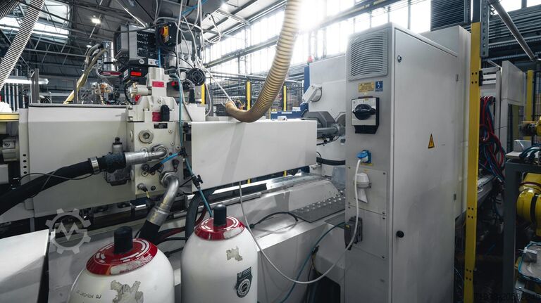 Mesin cetak injeksi BATTENFELD HM 300/1330