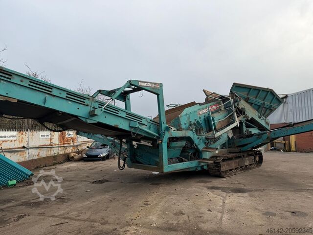 Planta de cribado sobre orugas Powerscreen Warrior 1400