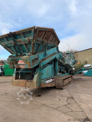 Planta de cribado sobre orugas Powerscreen Warrior 1400