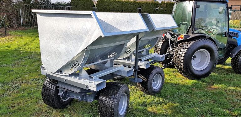 Agromac tilthedral vagn  Agromac kantelbakkenwagen