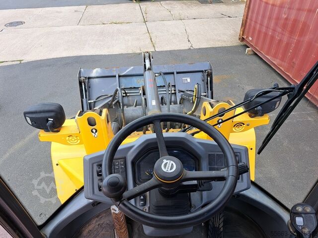 Ładowarka kołowa nr 18 Volvo L 30 G