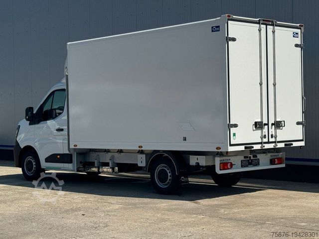 Furgone chiuso RENAULT Master Koffer 410x210x230cm