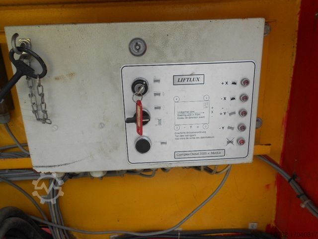 Робоча платформа  Scherenarbeitsbühne Liftlux SL205-25D4WD, AH 22