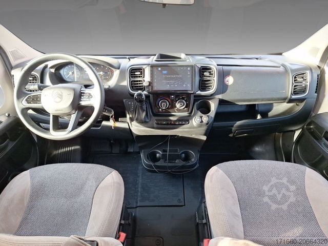 Alkovinis kemperis CARADO pro A 132 AUTOMATIK, NAVI+RFK, SAT+TV