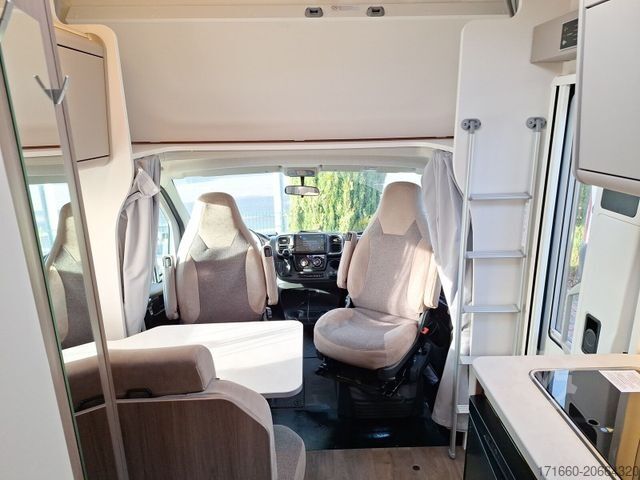 Alkovinis kemperis CARADO pro A 132 AUTOMATIK, NAVI+RFK, SAT+TV