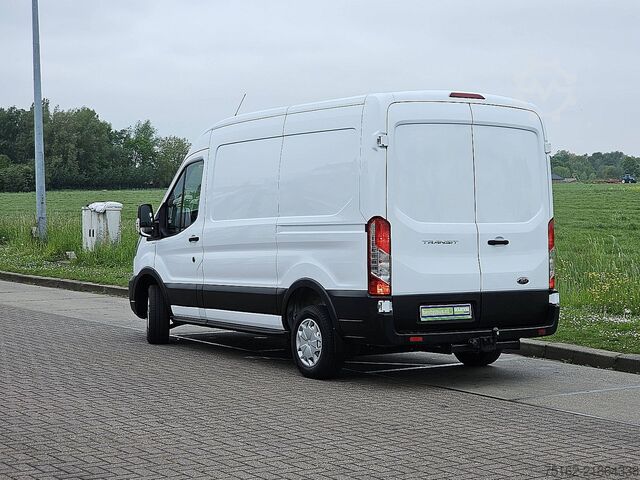 High-roof van FORD TRANSIT 2.0 L2H2 Euro6 Trekhaak!