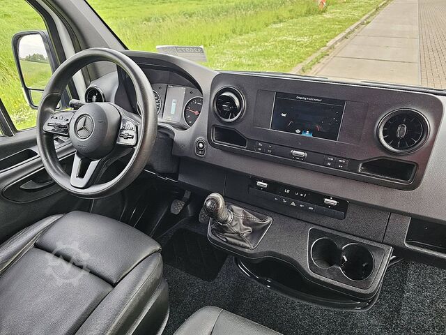 Mobil station wagon beratap tinggi MERCEDES-BENZ SPRINTER 317 CDI 43  L3H2