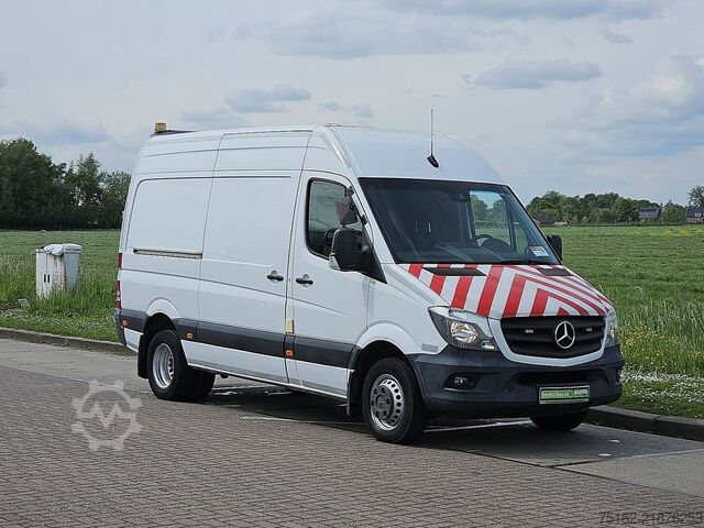 Camioneta familiar de techo alto MERCEDES-BENZ SPRINTER 519 L2H2 V6 3.0Ltr Airco