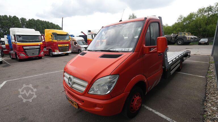 Automašīnu pārvadātājs furgons Mercedes-Benz 515 CDI Car transport broken engine broken engine