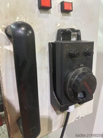 مركز تشغيل رأسي Dugard Eagle 1000