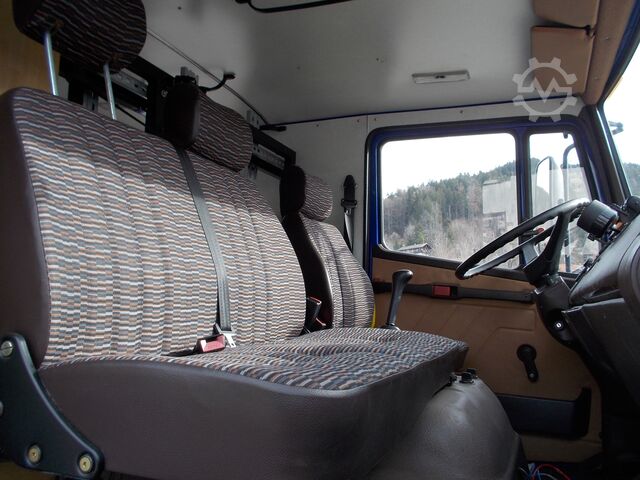 Transporter sa koferom Mercedes-Benz 917 AF exTHW Allrad 4x4 1. Hand 7,5 t