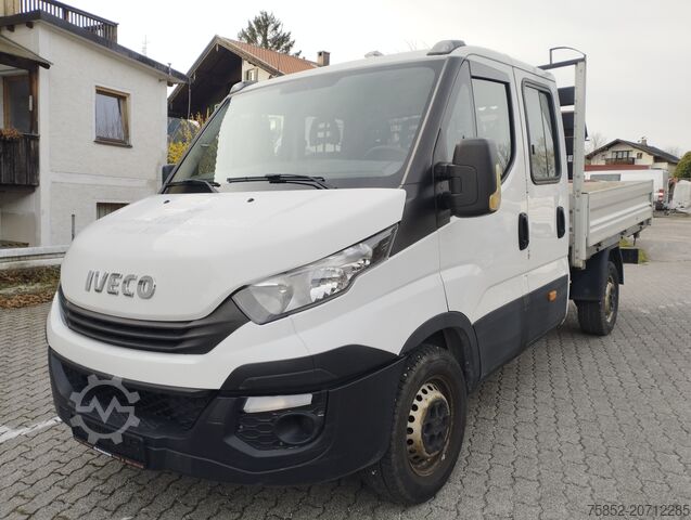 Transporter z walizką Iveco Daily 35S12 Kipper Doppelkabine Klima