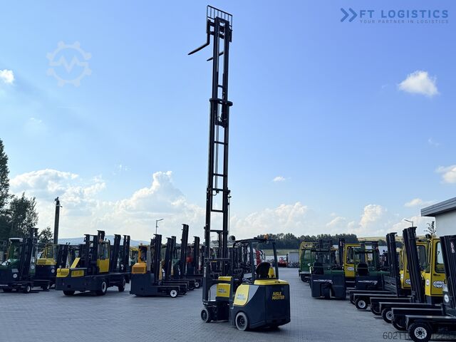 Wózek widłowy do wąskich korytarzy Combilift AISLE MASTER TRIPLEX 8500 FREE LIFT TOP1