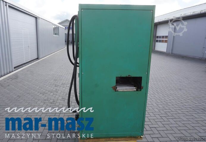 Lixadeira de cinta larga, a direito KUNDIG ENORM WIN