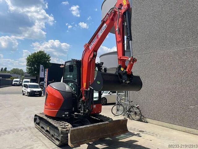 Excavadora sobre orugas Kubota U50-5