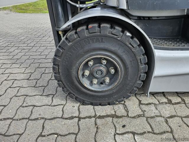 Elektrisk 4 -hjulet gaffeltruck Still RX60-25