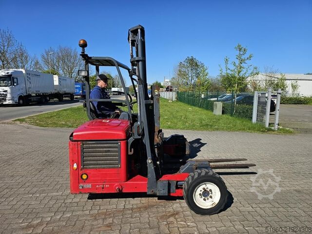 Lastbilmonteret gaffeltruck Moffett M4-25.4