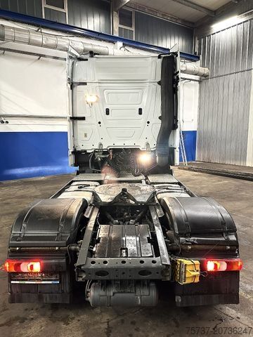 Standaard trekker MERCEDES-BENZ 1845 Actros