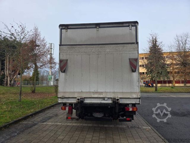 Vrachtwagen met bakwagen MERCEDES-BENZ 816 Koffer, Ladebordwand, viel in 2025 repariert