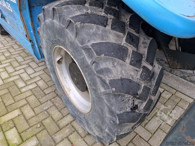 Teleskopski utovarivač MAGNI RTH 5.21 SMART