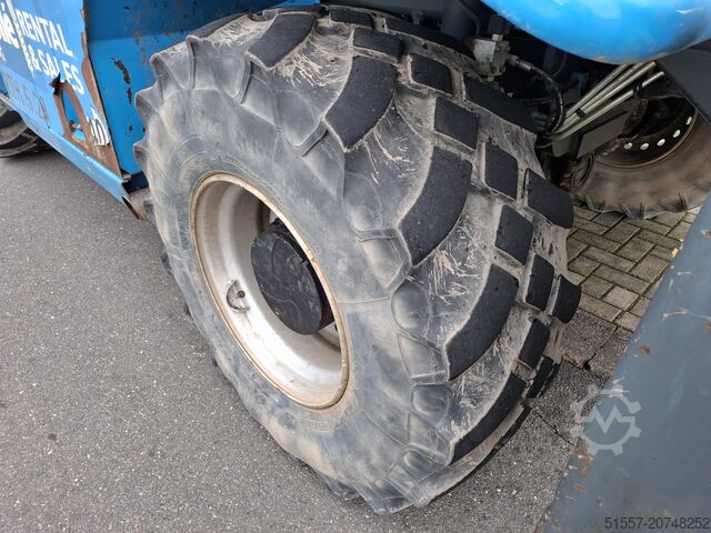 Chargeuse télescopique MAGNI RTH 5.21 SMART