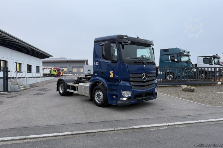 Standarta vilcējs Mercedes-Benz Antos 1851 4x2 Retarder / Swiss-Vehicle