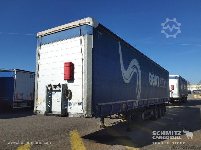 Semi-remorque bâchée Schmitz Cargobull Semitrailer Curtainsider Standard
