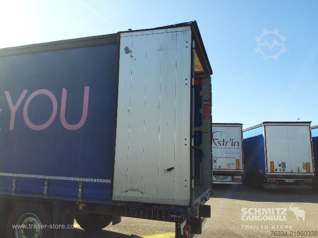 Semi-remorque bâchée Schmitz Cargobull Semitrailer Curtainsider Standard